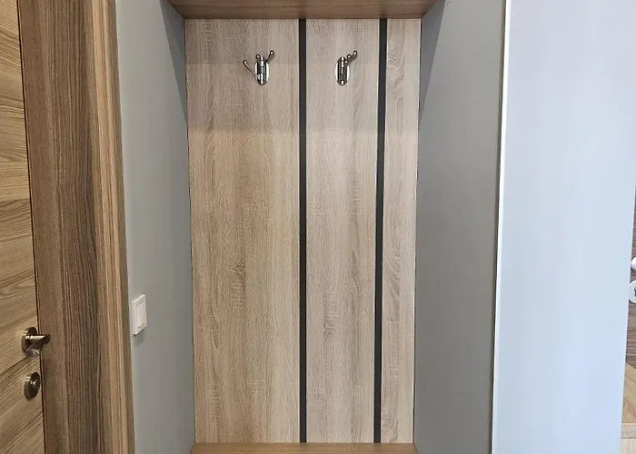 Europroperties Skyline Lägenhet